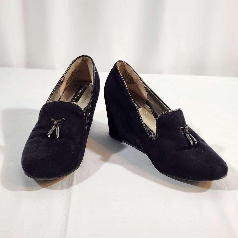 Dana Buchman Faux Suede Women's 9 Wedge
